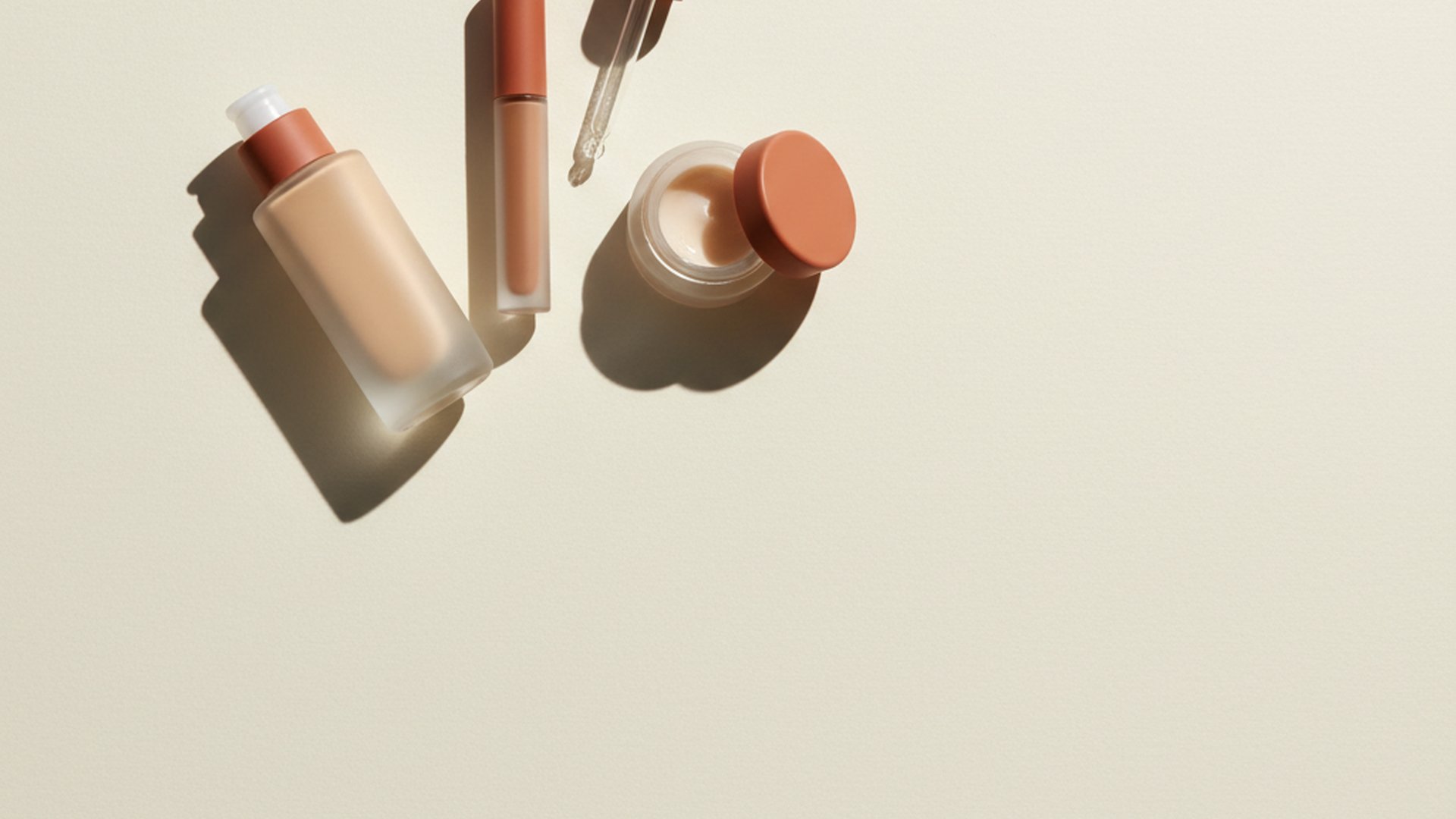 Foundations Reddit Loves — Top 10 by Coverage: From Light Tinted to Full-Coverage