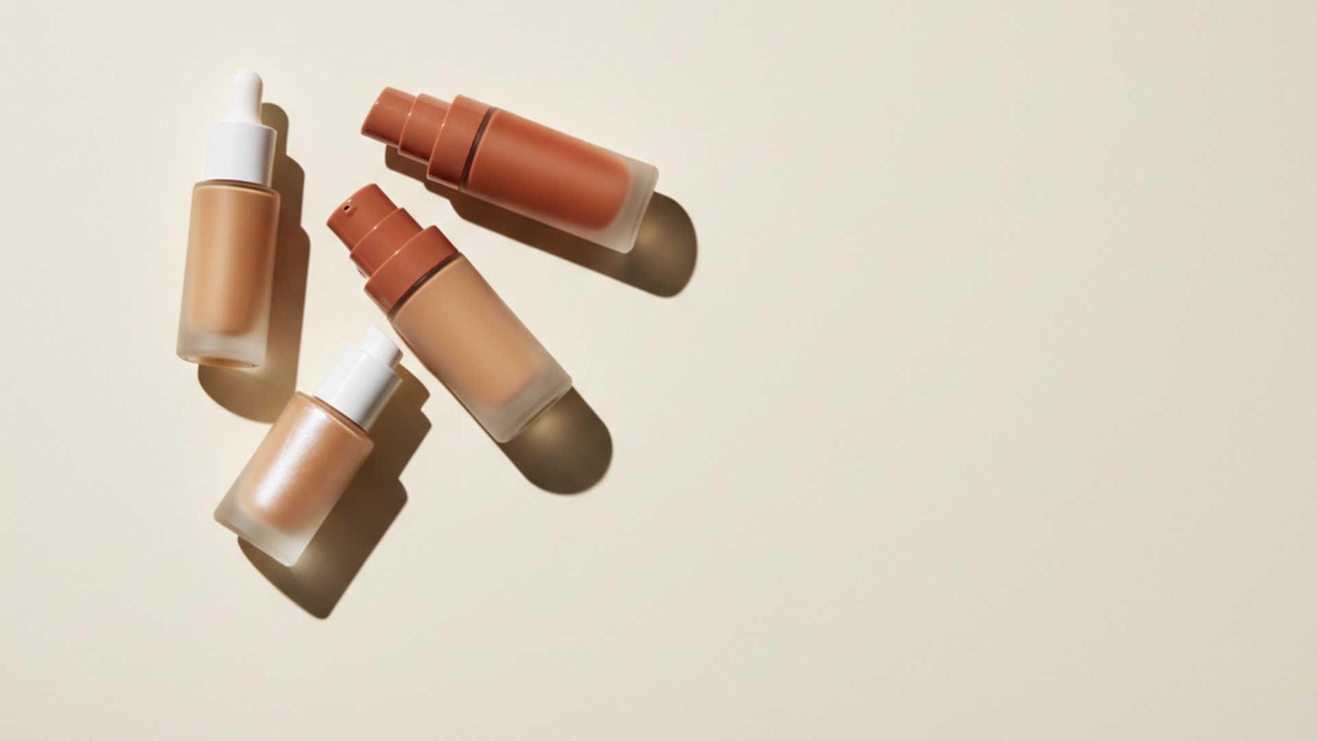 Best Foundation Reddit 2025: 7 Cult Favorites (& 3 to Skip)