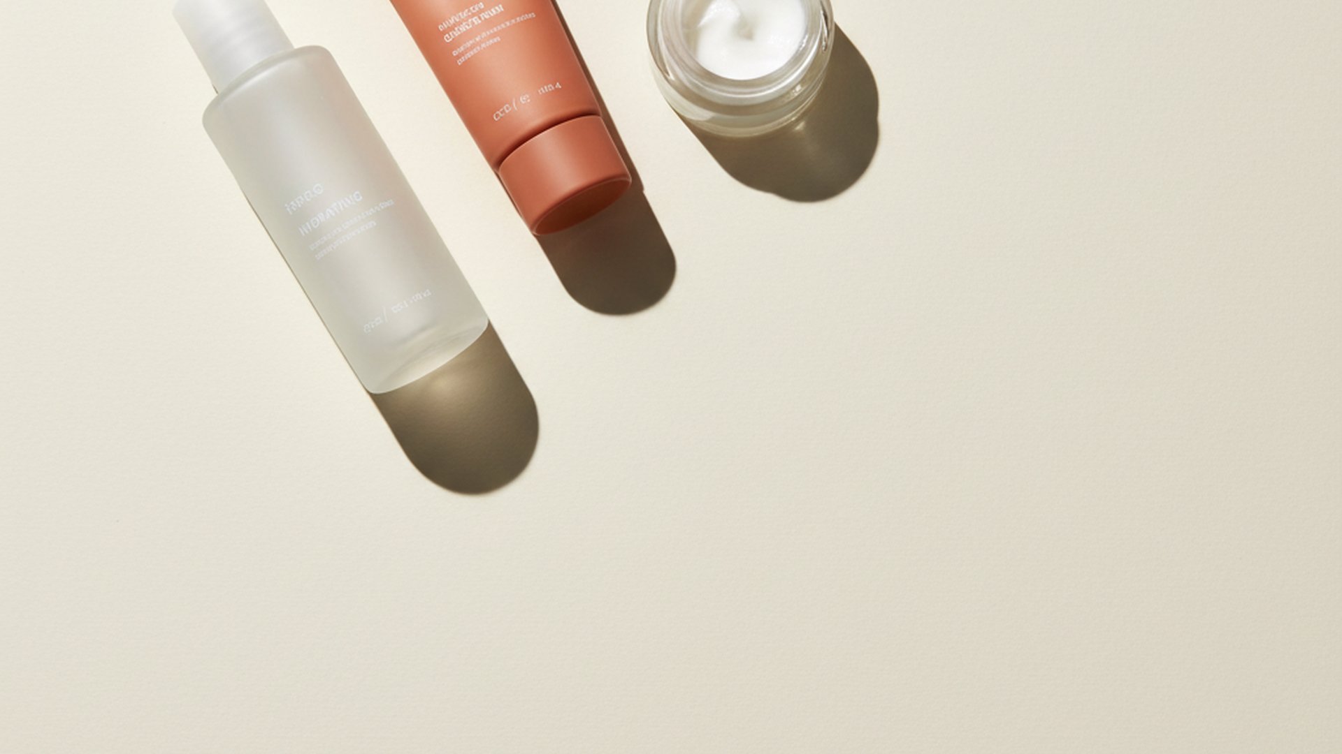 How to Transition Your Skincare Routine from Winter Heavy to Summer Light: Reddit's Essential Products